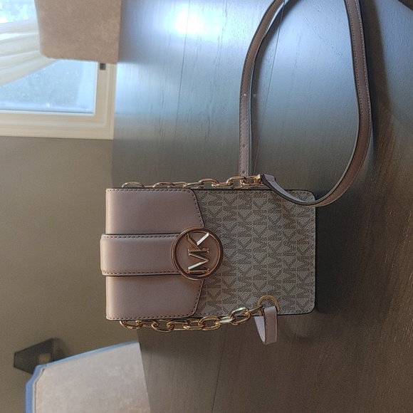 Michael Kors Caramel small NS Phone Crossbody Bag MK - Picture 1 of 4